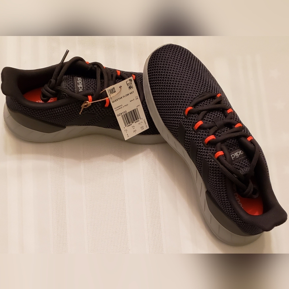 NEW Adidas Questar Flow NXT Color Blk/Carbon Size Men's 8
